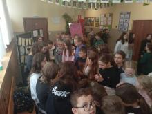 9df000ef-b630-4b68-a1c4-8c74ffb9e31e