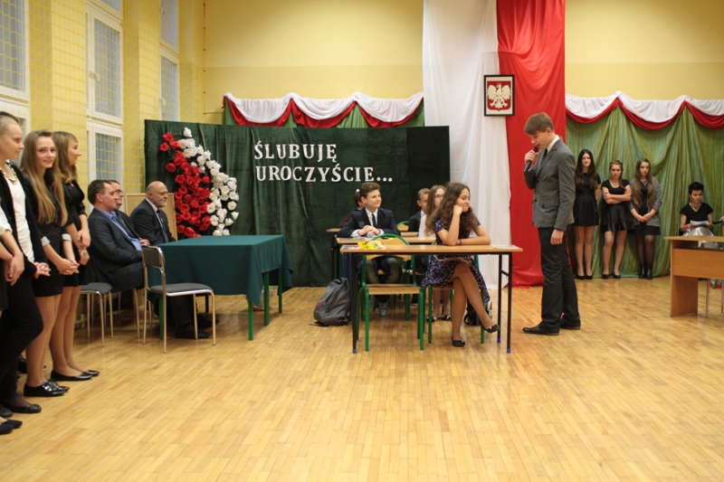 ŚLUBOWANIE  GIMNAZJALISTÓW 2015