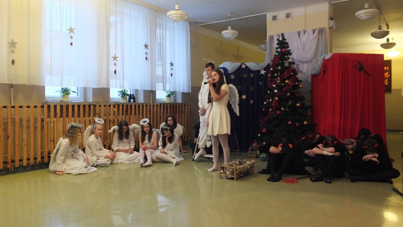 WIDOWISKO JASEŁKOWE W GIMNAZJUM
