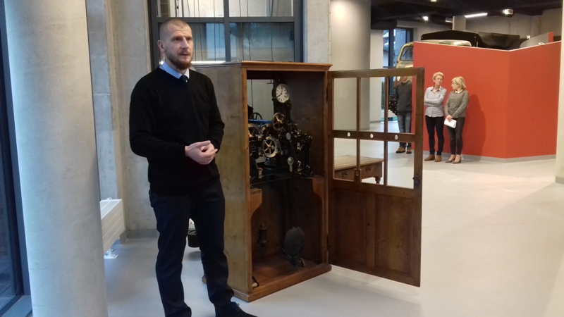 GIMNAZJALIŚCI Z WIZYTĄ W MUZEUM NIEPODLEGŁOŚCI W MYŚLENICACH
