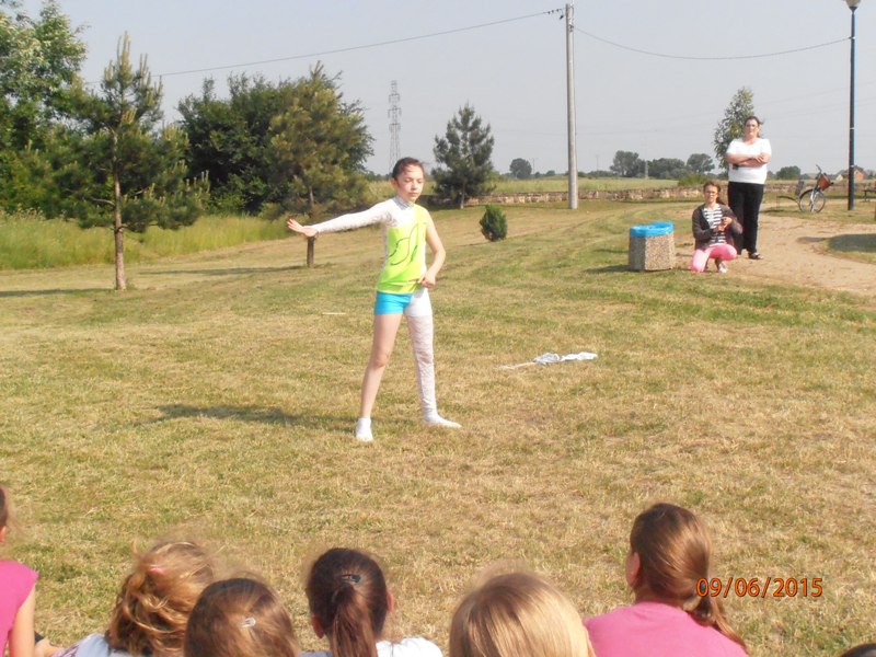 PIKNIK  „PO ZDROWIE . .. Z PCK