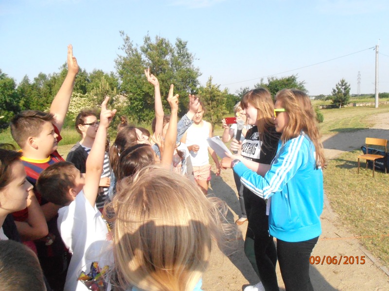 PIKNIK  „PO ZDROWIE . .. Z PCK