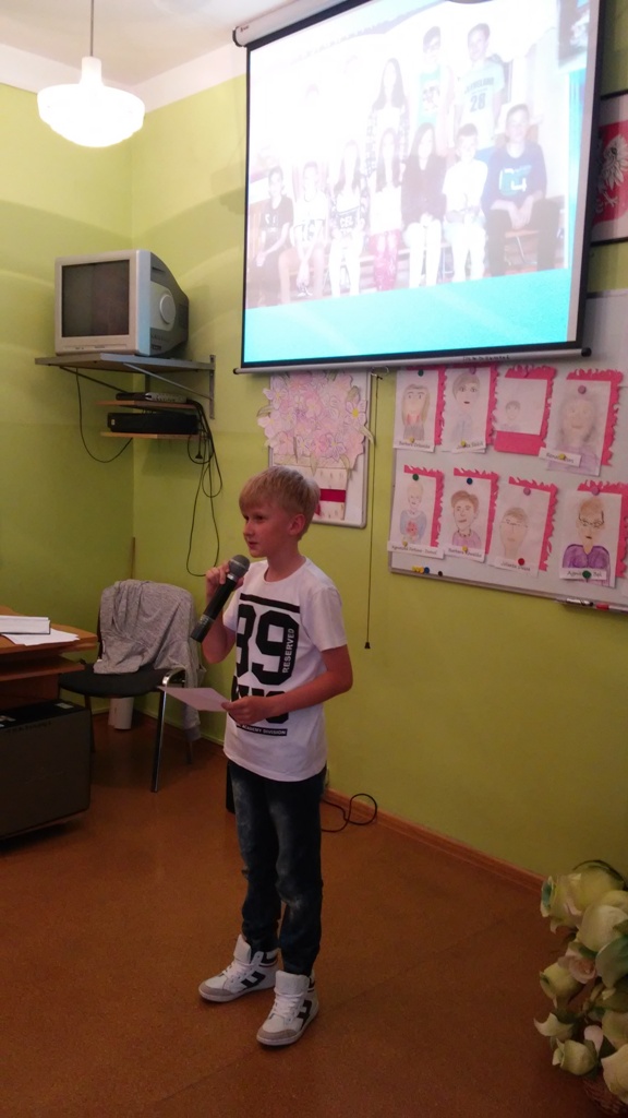 DZIEŃ MATKI W KLASIE VI b