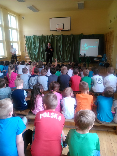 BEZPIECZNE WAKACJE 2016