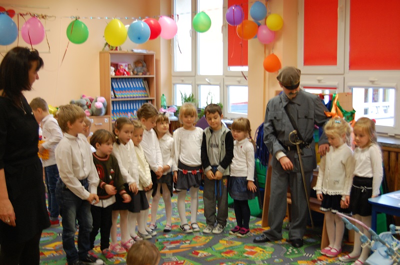LEKCJA  HISTORII  DLA PRZEDSZKOLAKA