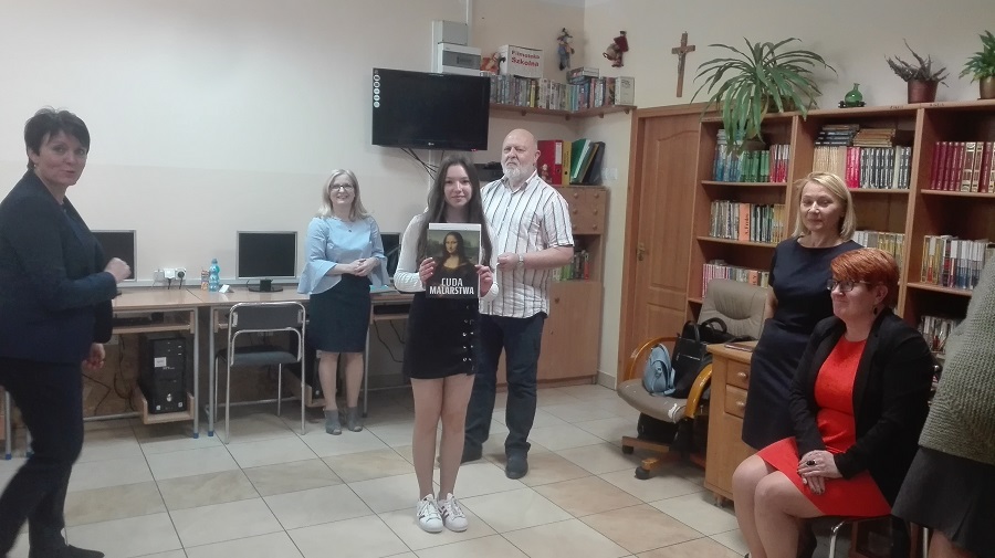 ,,Szukamy autorytetów”