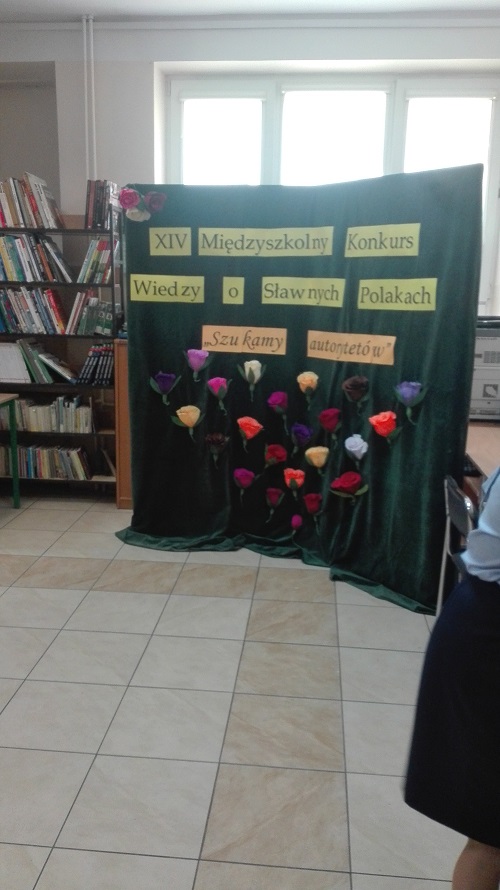 ,,Szukamy autorytetów”