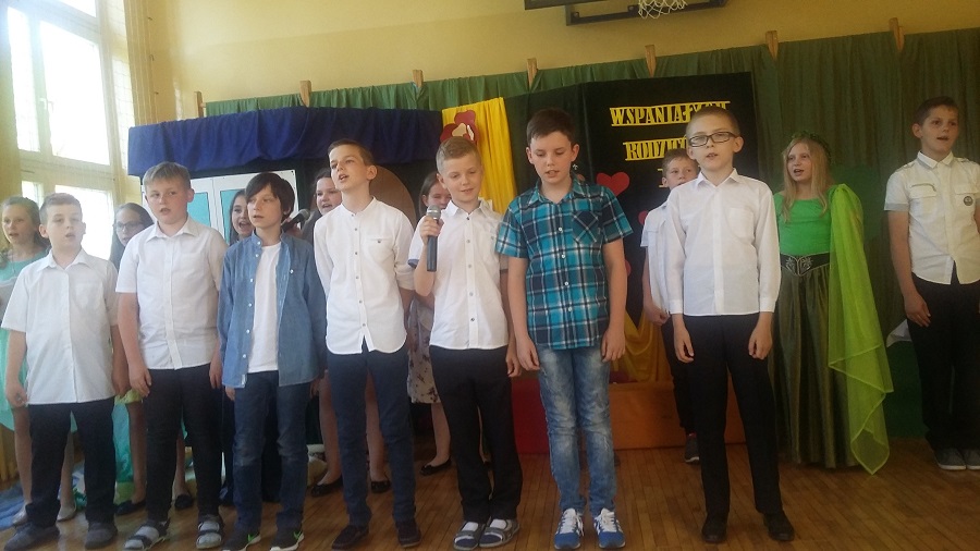 WSPANIAŁYCH RODZICÓW MAM…