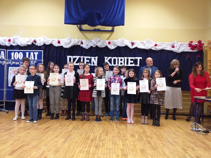 Turniej Rodzinny  „Polski ZŁOTY ma 100 lat”