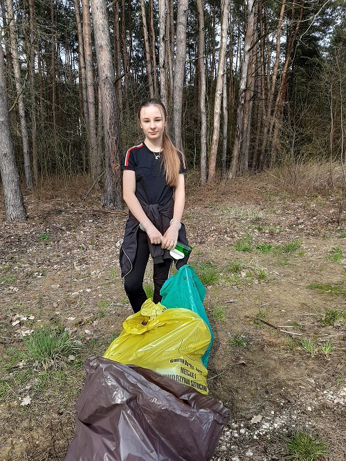 Dzień Ziemi - sprzątamy okolicę