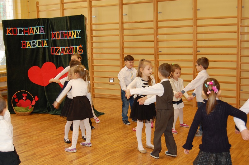 dzień babci i dziadka w oddziale przedszkolnym