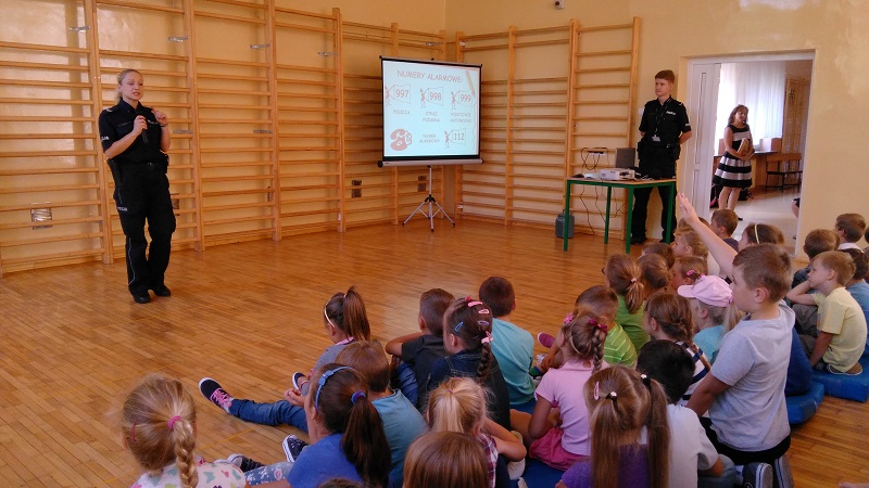 BEZPIECZEŃSTWA TRZEBA SIĘ UCZYĆ 