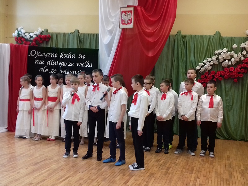 akademia  z okazji uchwalenia Konstytucji 3 Maja