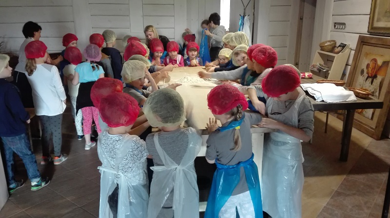 „Trzeba być dobrym jak chleb”