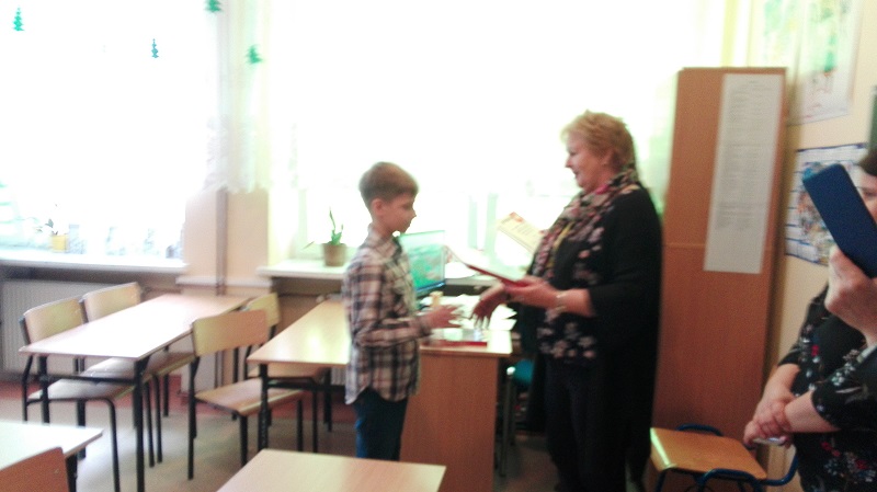 LAUREACI II GMINNEGO KONKURSU HISTORYCZNO - LITERACKIEGO
